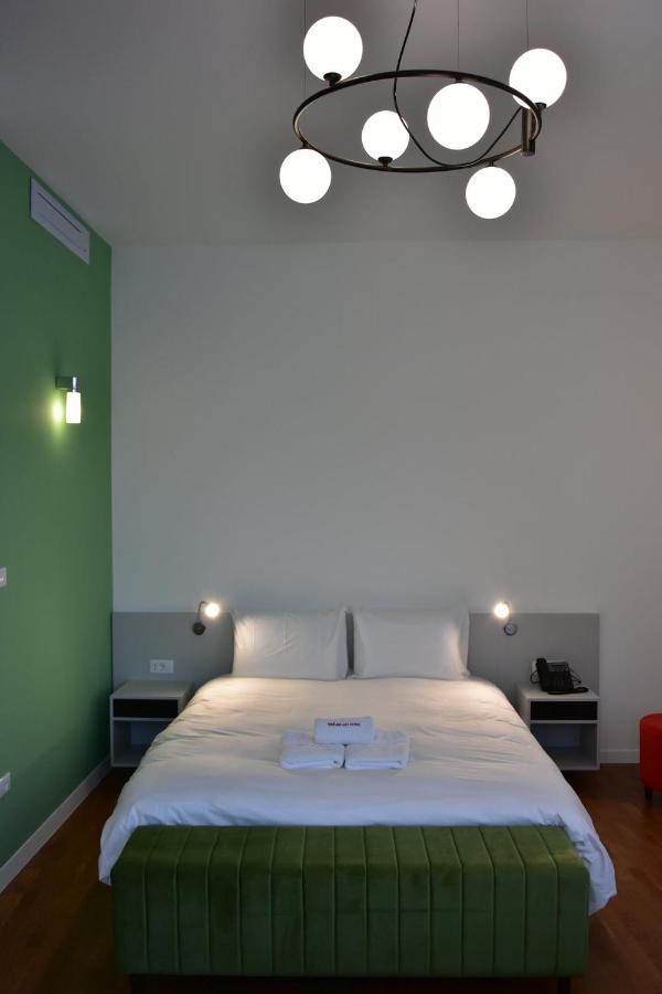Osten Art Hotel Skopje Exterior foto