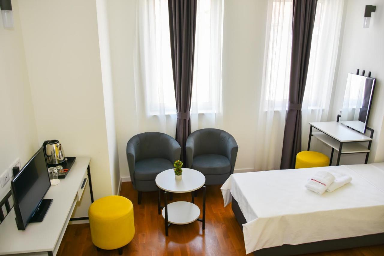 Osten Art Hotel Skopje Exterior foto