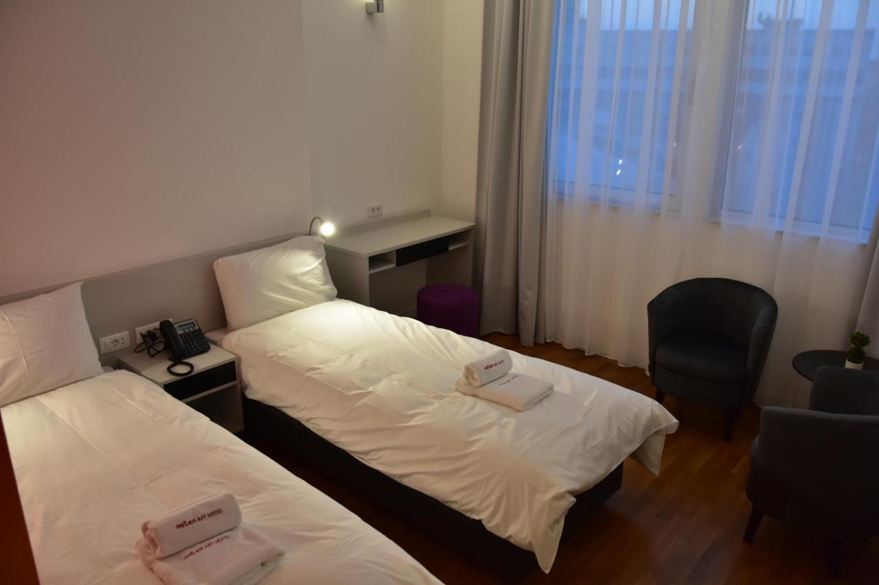 Osten Art Hotel Skopje Exterior foto