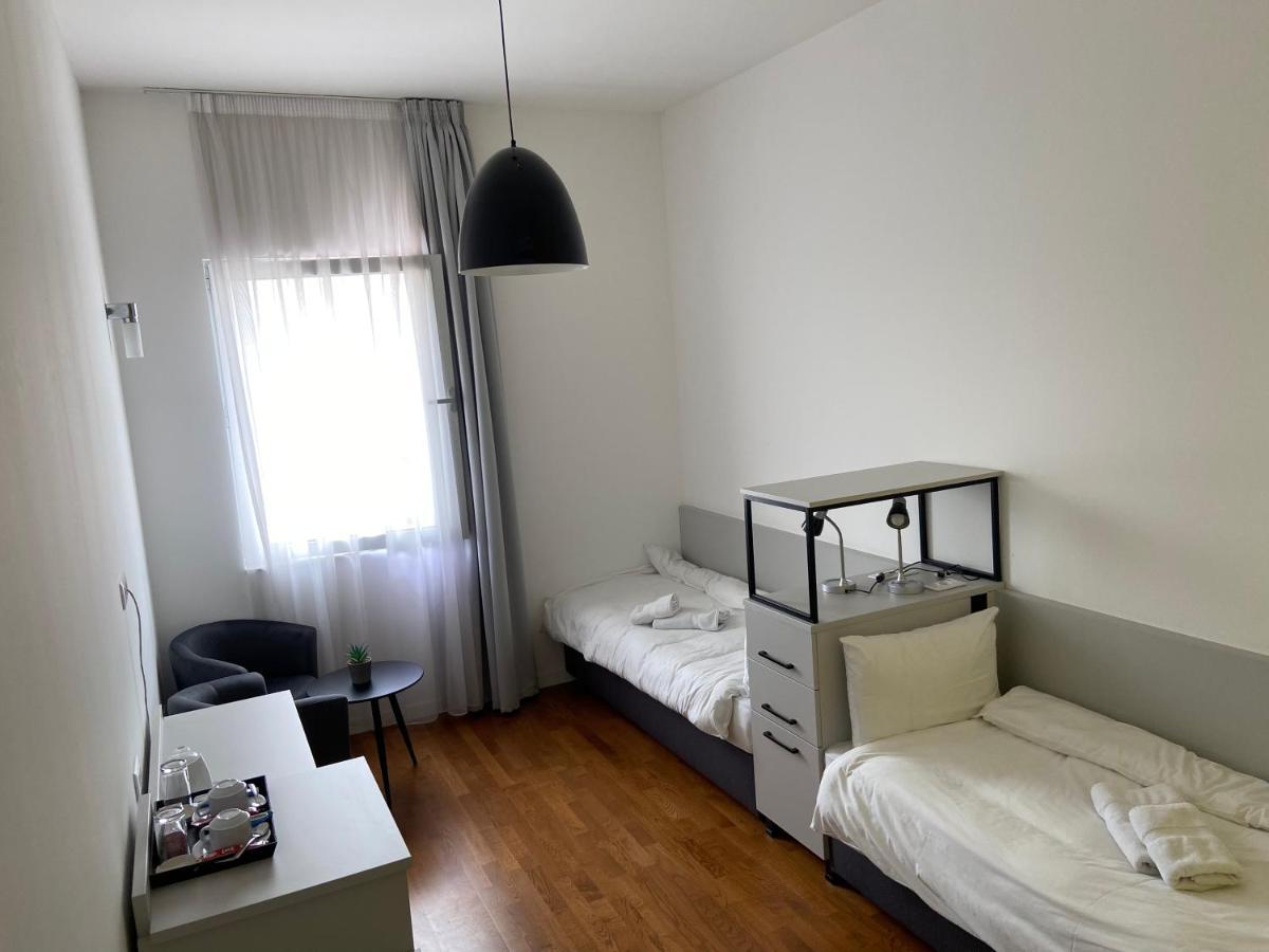 Osten Art Hotel Skopje Exterior foto